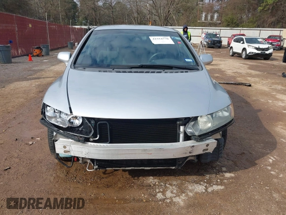 2006 Honda Civic LX z VIN 1HGFA16546L005713, wystawiony jako IAAI lot #41554770 z przebiegiem 110 545 mil mil oraz . Historia ofert i sprzedaży dostępna na DreamBid. Obrazek 6.