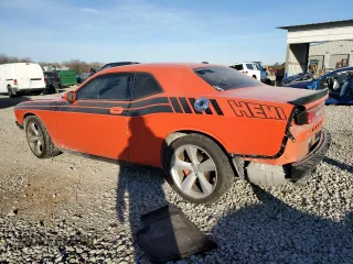 2010 Dodge Challenger SRT-8 with VIN 2B3CJ7DW8AH308873, listed as a Copart auction lot 88857005 with 162,537 mi miles and Salvage title. Bid and sale history available at DreamBid. Image 2.