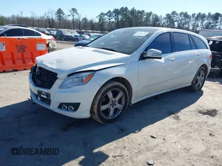 2011 Mercedes-Benz R R 350 with VIN 4JGCB6FE5BA118387, listed as a IAAI auction lot 41434219 with 203,428 mi miles. Bid and sale history available at carsss.com. Image 2.