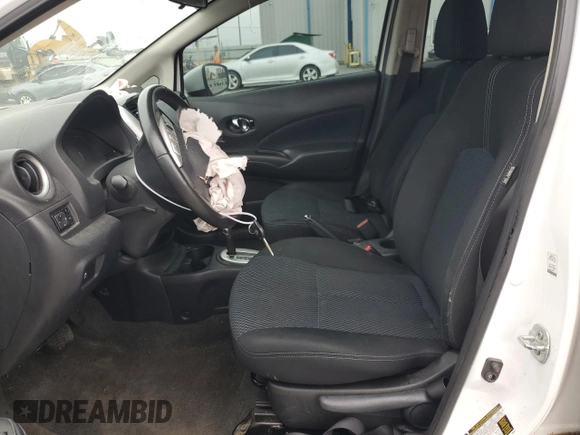 2015 Nissan Note S z VIN 3N1CE2CP3FL407294, wystawiony jako Copart lot #59571545 z przebiegiem 124 445 mil mil oraz Szkoda całkowita • Salvage title. Historia ofert i sprzedaży dostępna na DreamBid. Obrazek 7.