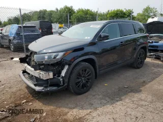 2019 Toyota Highlander SE z VIN 5TDJZRFH2KS599219, wystawiony jako Copart lot #59930365 z przebiegiem 58 605 mil mil oraz Szkoda całkowita • Salvage title. Historia ofert i sprzedaży dostępna na DreamBid. Obrazek 1.