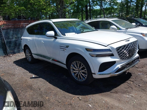 2025 Genesis GV80 Standard with VIN KMUHFESB4SU248645, listed as a IAAI auction lot 42201397 with 10,938 mi miles and . Bid and sale history available at DreamBid. Image 1.