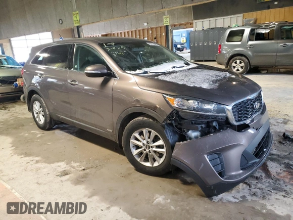 2019 Kia Sorento LX with VIN 5XYPGDA39KG554855, listed as a Copart auction lot 45777385 with 119,998 mi miles and Salvage Title. Bid and sale history available at carsss.com. Image 4.
