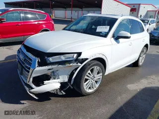 2019 Audi Q5 Premium Plus with VIN WA1BNAFYXK2096914, listed as a IAAI auction lot 41661781 with 51,691 mi miles. Bid and sale history available at carsss.com. Image 2.
