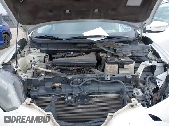 2014 Nissan Rogue S with VIN 5N1AT2MV5EC773061, listed as a IAAI auction lot 41572852 with 175,899 mi miles. Bid and sale history available at carsss.com. Image 10.