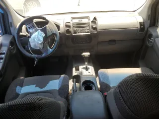 2007 Nissan Xterra SE z VIN 5N1AN08U77C515644, wystawiony jako Copart lot #55336915 z przebiegiem 248 478 mil mil oraz Szkoda całkowita • Salvage title. Historia ofert i sprzedaży dostępna na DreamBid. Obrazek 8.