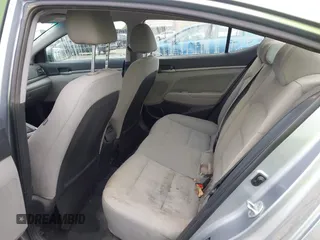 2017 Hyundai Elantra Limited z VIN 5NPD84LF6HH110163, wystawiony jako IAAI lot #41978553 z przebiegiem 195 760 mil mil oraz . Historia ofert i sprzedaży dostępna na DreamBid. Obrazek 8.