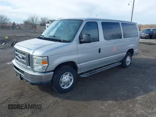 2010 Ford Econoline Passenger XL z VIN 1FBNE3BL8ADA65211, wystawiony jako IAAI lot #41659231 z przebiegiem 173 471 mil mil oraz . Historia ofert i sprzedaży dostępna na DreamBid. Obrazek 17.