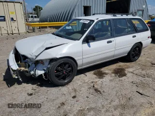1993 Ford Escort z VIN 1FAPP15J6PW366026, wystawiony jako Copart lot #73279994 z przebiegiem 81 531 mil mil oraz Szkody całkowita. Historia ofert i sprzedaży dostępna na DreamBid. Obrazek 1.