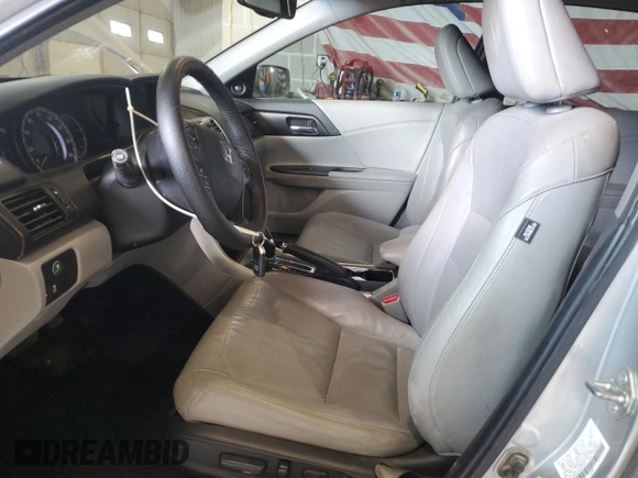 2015 Honda Accord EX-L с VIN 1HGCR2F86FA033827, выставлен на аукционе Copart как лот 89007255 с пробегом 205 834 миль миль и Списание • Salvage title. История ставок и продаж доступна на DreamBid. Изображение 7.