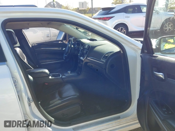 2016 Chrysler 300 with VIN 2C3CCAEG8GH198031, listed as a IAAI auction lot 40481170 with 118,874 mi miles. Bid and sale history available at carsss.com. Image 5.