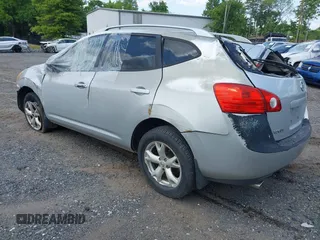 2008 Nissan Rogue S with VIN JN8AS58V58W131210, listed as a IAAI auction lot 41928097 with 225,627 mi miles and . Bid and sale history available at carsss.com. Image 3.