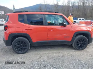 2017 Jeep Renegade Latitude with VIN ZACCJBBBXHPE65153, listed as a IAAI auction lot 41888902 with 97,221 mi miles. Bid and sale history available at carsss.com. Image 13.