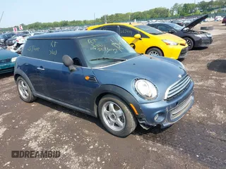 2011 MINI Hardtop with VIN WMWSU3C58BT251711, listed as a IAAI auction lot 42490207 with Not provided miles and . Bid and sale history available at DreamBid. Image 1.