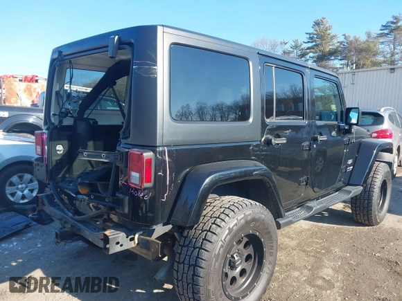 2018 Jeep Wrangler JK Unlimited Sahara with VIN 1C4HJWEG8JL921293, listed as a IAAI auction lot 41413264 with 90,566 mi miles. Bid and sale history available at carsss.com. Image 4.