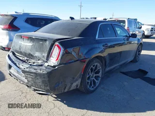 2018 Chrysler 300 Touring with VIN 2C3CCAAG9JH275955, listed as a IAAI auction lot 41399482 with 80,121 mi miles. Bid and sale history available at carsss.com. Image 4.