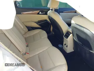 2017 Kia Cadenza Limited with VIN KNALC4J19H5077478, listed as a IAAI auction lot 41514106 with 152,702 mi miles. Bid and sale history available at carsss.com. Image 8.