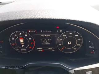 2019 Audi Q7 Prestige z VIN WA1VAAF77KD042653, wystawiony jako IAAI lot #42094332 z przebiegiem 73 489 mil mil oraz . Historia ofert i sprzedaży dostępna na DreamBid. Obrazek 7.