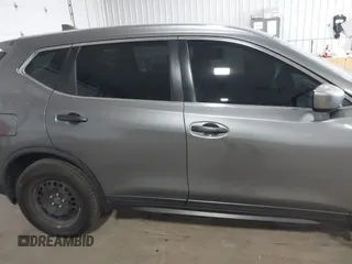2018 Nissan Rogue SV z VIN KNMAT2MV2JP535949, wystawiony jako IAAI lot #41855597 z przebiegiem 71 677 mil mil oraz . Historia ofert i sprzedaży dostępna na DreamBid. Obrazek 13.