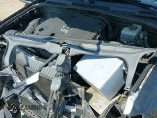 2007 Toyota 4Runner SR5 с VIN JTEZU14RX78070848, выставлен на аукционе IAAI как лот 43150207 с пробегом 289 790 миль миль и . История ставок и продаж доступна на DreamBid. Изображение 19.