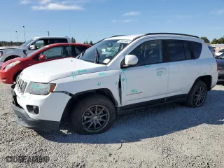 2016 Jeep Compass High Altitude Edition with VIN 1C4NJCEA7GD743862, listed as a Copart auction lot 49645465 with 103,253 mi miles and Salvage Title. Bid and sale history available at carsss.com. Image 1.