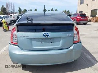 2013 Toyota Prius One z VIN JTDKN3DU6D5570991, wystawiony jako IAAI lot #41833654 z przebiegiem 179 628 mil mil oraz . Historia ofert i sprzedaży dostępna na DreamBid. Obrazek 16.