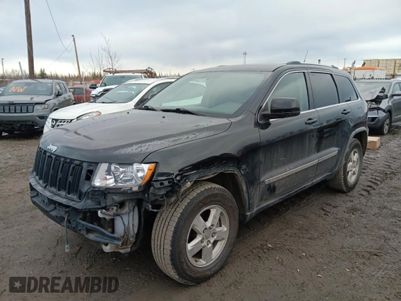 2011 Jeep Grand Cherokee Laredo z VIN 1J4RR4GG5BC508211, wystawiony jako Copart lot #53729935 z przebiegiem 124 408 mil mil oraz Szkoda całkowita • Salvage title. Historia ofert i sprzedaży dostępna na DreamBid. Obrazek 1.