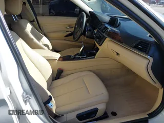 2013 BMW 3 Series 320i xDrive с VIN WBA3C3C55DF980712, выставлен на аукционе IAAI как лот 42317269 с пробегом 114 528 миль миль и . История ставок и продаж доступна на DreamBid. Изображение 5.