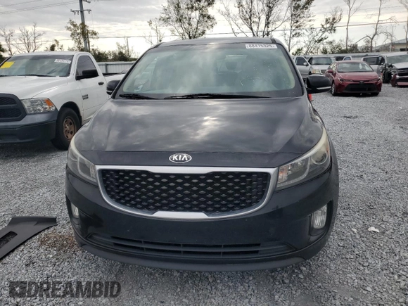 2016 Kia Sedona SX with VIN KNDMC5C15G6141728, listed as a Copart auction lot 88415325 with 312,895 mi miles and Clean Title. Bid and sale history available at carsss.com. Image 5.
