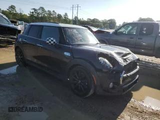 2016 MINI Hardtop 4 Door S z VIN WMWXU3C52G2B67552, wystawiony jako Copart lot #55983245 z przebiegiem 85 180 mil mil oraz Szkody całkowita. Historia ofert i sprzedaży dostępna na DreamBid. Obrazek 4.