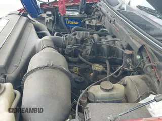 2002 Ford F-150 XL с VIN 1FTRX17272NB74279, выставлен на аукционе IAAI как лот 43230904 с пробегом 226 044 миль миль и . История ставок и продаж доступна на DreamBid. Изображение 13.