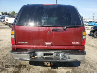 2004 GMC Yukon SLE with VIN 1GKEC13V64R216712, listed as a Copart auction lot 42824495 with 183,706 mi miles and Salvage Title. Bid and sale history available at carsss.com. Image 6.