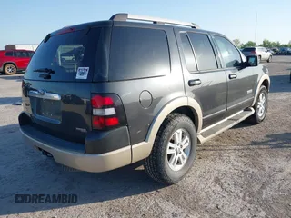 2007 Ford Explorer Eddie Bauer with VIN 1FMEU74E97UB21570, listed as a IAAI auction lot 41999100 with 203,883 mi miles. Bid and sale history available at carsss.com. Image 4.
