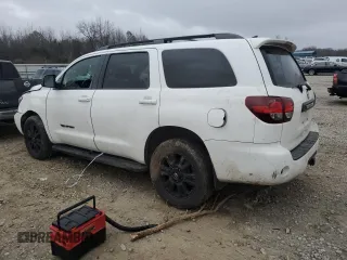 2018 Toyota Sequoia SR5 with VIN 5TDZY5G14JS071471, listed as a Copart auction lot 44165055 with 121,063 mi miles and Salvage Title. Bid and sale history available at carsss.com. Image 2.