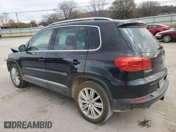 2012 Volkswagen Tiguan SE z VIN WVGAV7AXXCW531875, wystawiony jako Copart lot #82137824 z przebiegiem 147 210 mil mil oraz Tytuł czysty. Historia ofert i sprzedaży dostępna na DreamBid. Obrazek 2.