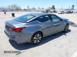 2020 Nissan Altima SV with VIN 1N4BL4DV6LC189839, listed as a IAAI auction lot 42617747 with 69,953 mi miles and . Bid and sale history available at DreamBid. Image 4.