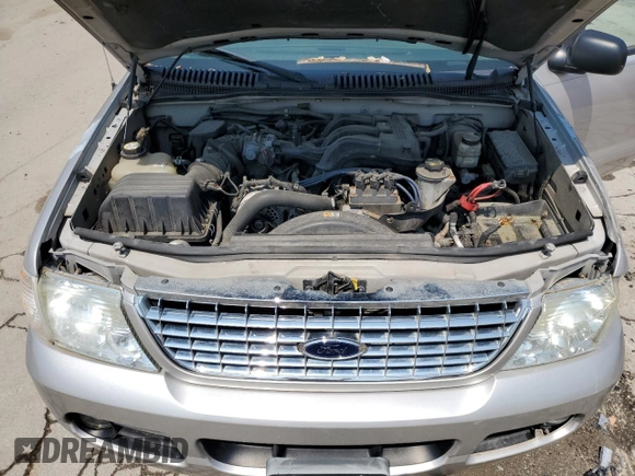 2005 Ford Explorer XLT with VIN 1FMZU73K25UA77935, listed as a Copart auction lot 60049375 with Not provided miles and Salvage title. Bid and sale history available at DreamBid. Image 12.