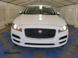 2018 Jaguar F-Pace 30t Premium with VIN SADCJ2GX2JA236772, listed as a Copart auction lot 53694155 with 59,433 mi miles and Clean Title. Bid and sale history available at DreamBid. Image 5.