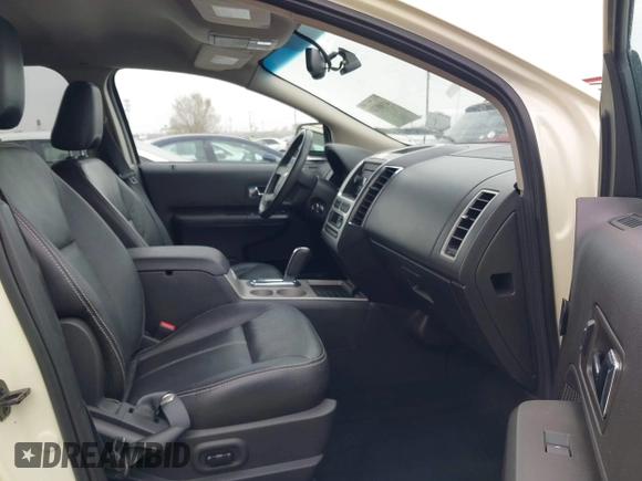 2007 Ford Edge SEL PLUS with VIN 2FMDK49C87BB41774, listed as a IAAI auction lot 41906149 with 130,662 mi miles. Bid and sale history available at carsss.com. Image 5.