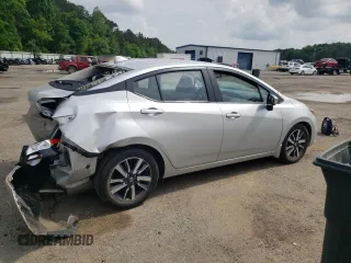 2021 Nissan Versa SV with VIN 3N1CN8EV1ML913900, listed as a Copart auction lot 54610095 with 7,698 mi miles and Salvage title. Bid and sale history available at DreamBid. Image 3.