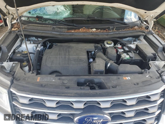 2017 Ford Explorer XLT с VIN 1FM5K7D81HGE18848, выставлен на аукционе Copart как лот 64562165 с пробегом 56 598 миль миль и Списание • Salvage title. История ставок и продаж доступна на DreamBid. Изображение 11.
