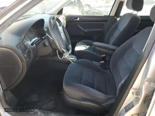 2002 Volkswagen Golf GLS with VIN 9BWGK61J624064368, listed as a Copart auction lot 70866344 with 191,259 mi miles and Clean Title. Bid and sale history available at carsss.com. Image 7.