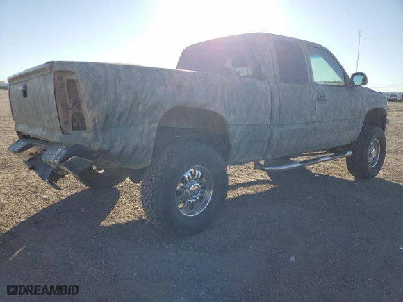 2002 Chevrolet Silverado 1500 LS with VIN 2GCEK19T721282535, listed as a Copart auction lot 87837265 with 280,411 mi miles and Non Repairable. Bid and sale history available at carsss.com. Image 3.