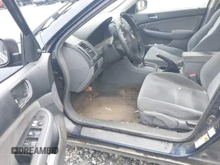 2007 Honda Accord VP z VIN 1HGCM56117A014297, wystawiony jako IAAI lot #42360678 z przebiegiem 313 163 mil mil oraz . Historia ofert i sprzedaży dostępna na DreamBid. Obrazek 5.