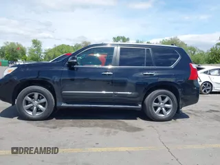 2012 Lexus GX 460 Premium z VIN JTJJM7FX4C5042522, wystawiony jako IAAI lot #42186849 z przebiegiem 112 684 mil mil oraz . Historia ofert i sprzedaży dostępna na DreamBid. Obrazek 14.