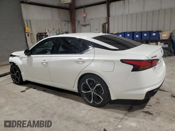 2024 Nissan Altima 2.5 SR with VIN 1N4BL4CV4RN400566, listed as a Copart auction lot 45338505 with 10,758 mi miles and Salvage Title. Bid and sale history available at carsss.com. Image 2.