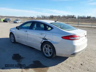 2018 Ford Fusion Hybrid SE with VIN 3FA6P0LU4JR152682, listed as a IAAI auction lot 41691305 with 142,059 mi miles. Bid and sale history available at carsss.com. Image 3.