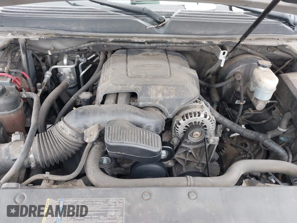 2010 Chevrolet Suburban LT with VIN 1GNUCJE03AR238548, listed as a IAAI auction lot 42104596 with 153,959 mi miles and . Bid and sale history available at DreamBid. Image 10.