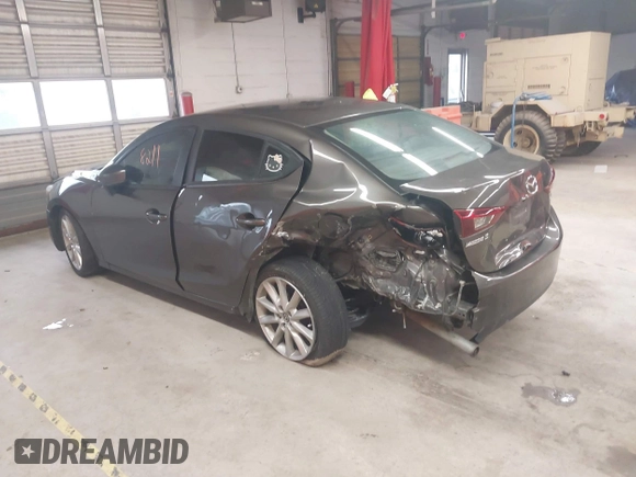 2017 Mazda 3 Touring z VIN JM1BN1V78H1142186, wystawiony jako IAAI lot #42508211 z przebiegiem 109 082 mil mil oraz . Historia ofert i sprzedaży dostępna na DreamBid. Obrazek 6.