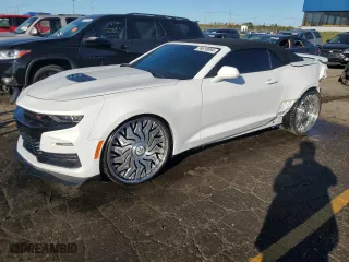 2019 Chevrolet Camaro 2SS with VIN 1G1FH3D74K0113036, listed as a Copart auction lot 74618094 with 57,591 mi miles and Salvage Title. Bid and sale history available at carsss.com. Image 1.